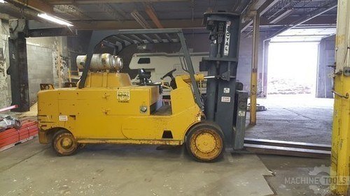 40 000lb. capacity royal forklift for sale 1