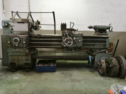 Front view of tor d 500 machine