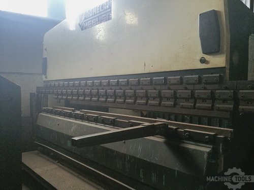 Right view 1 of promecam mebusa rg 204 machine