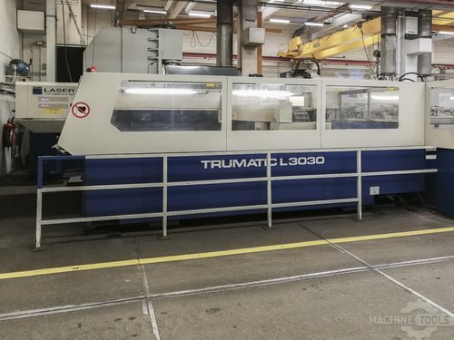 Left view 1 of trumpf trumatic l3030 machine