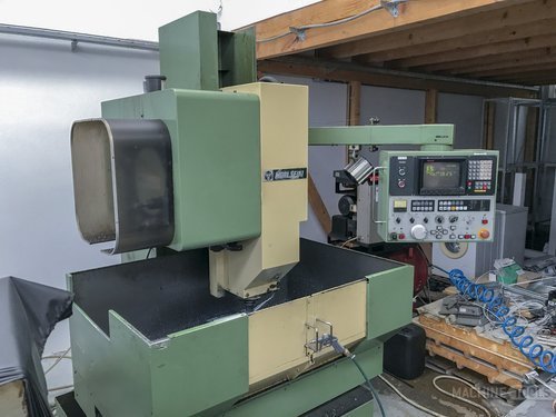 Left view 1 of mori seiki mv junior machine