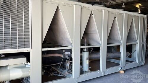 Trane Machine TRANE RTAF180EUAHHXUA2N21X3NX Chillers Used - Excellent #628053 ...