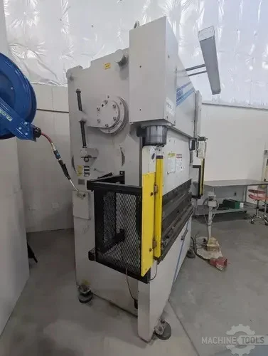 WYSONG THS100-72 Press Brakes Used - Excellent #671351 - MachineTools.com